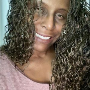 Meet your Posher, Chandra